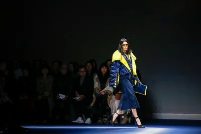 Look 32